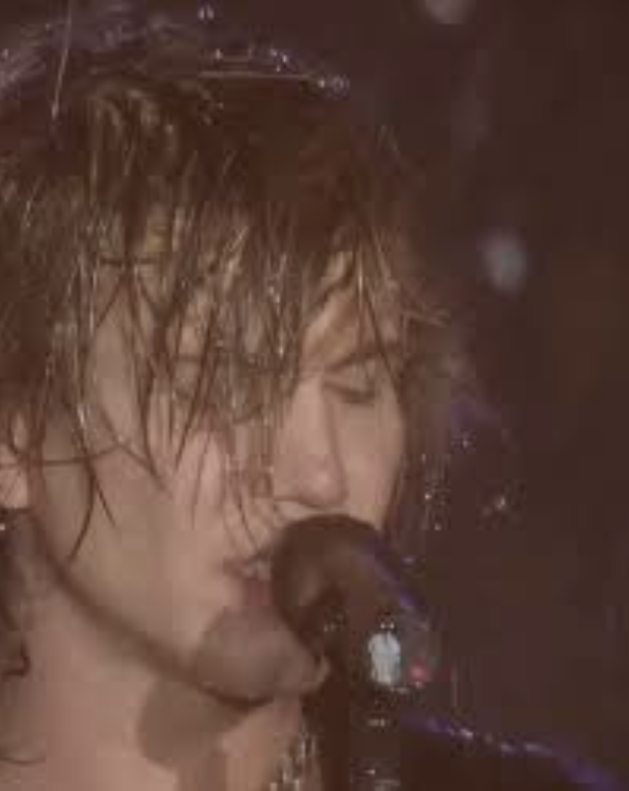 Iris live 2004